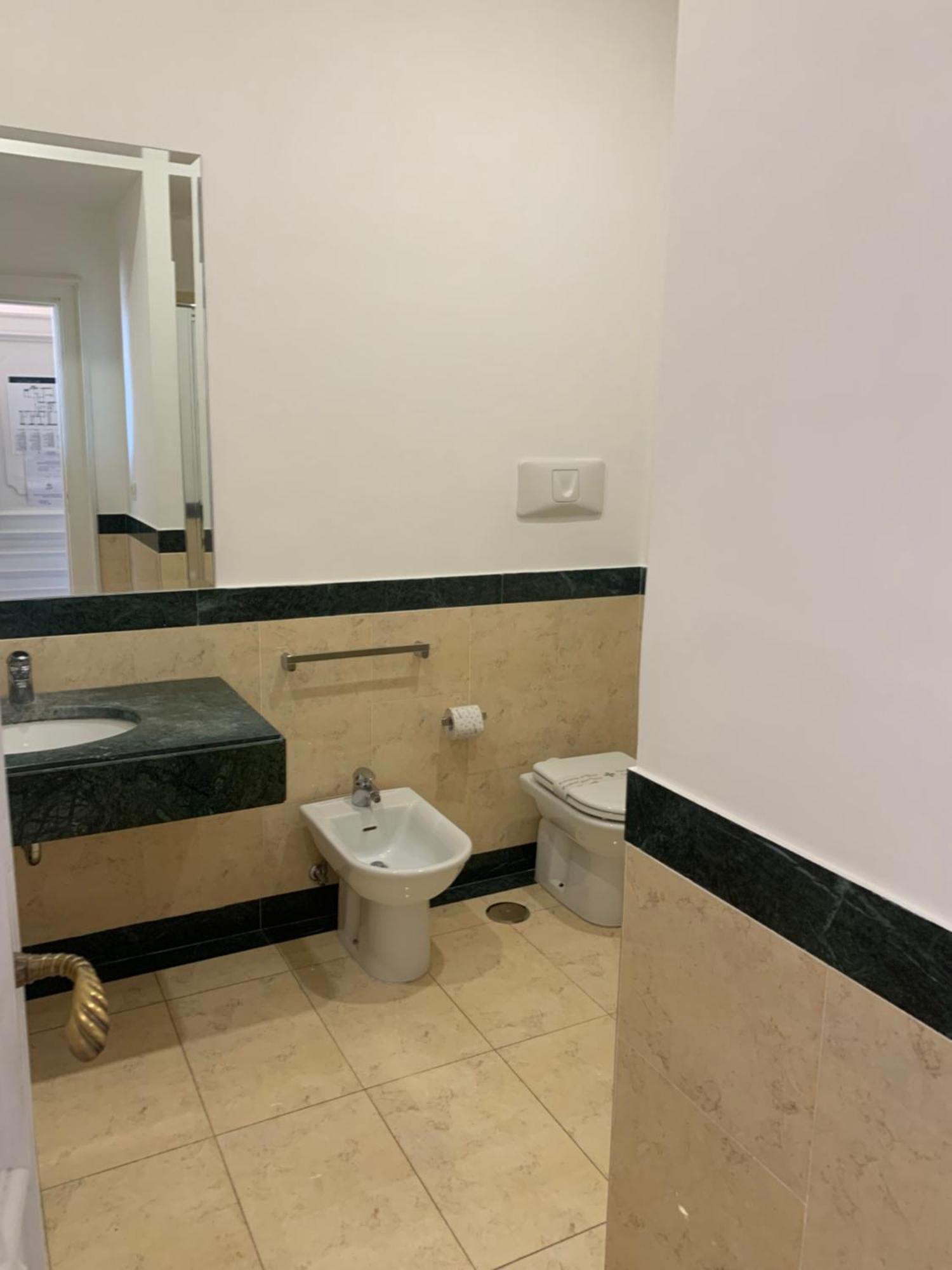 Residence Gli Angioini Srl ナポリ エクステリア 写真